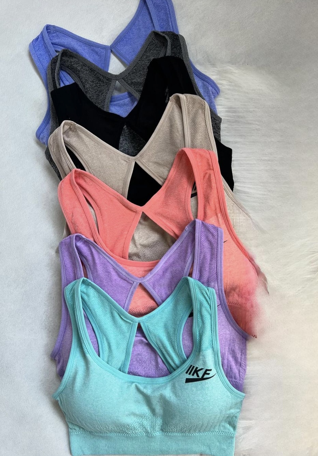 ست نیمتنه و شلوارک زنانه Nike کد ۰۵۳۱