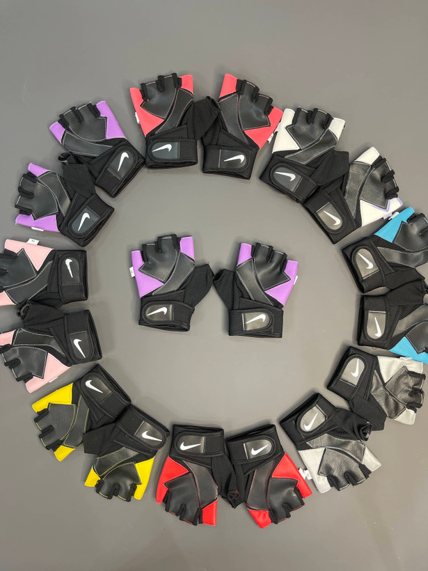 دستکش ورزشی زنانه مدل دو رنگ نایک چسبی کد 0336 Nike