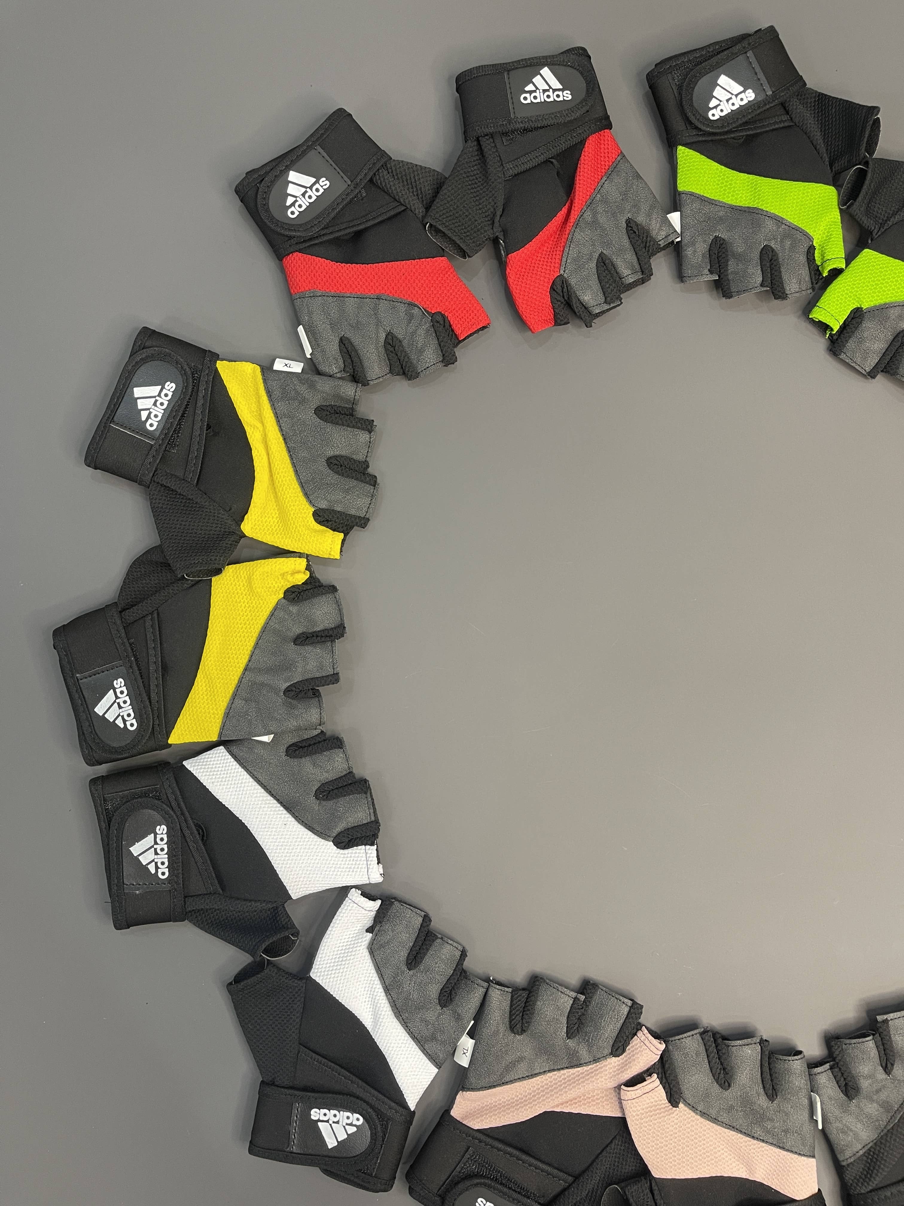 دستکش ورزشی زنانه مدل دو رنگ چسبی ادیداس کد 0337 Adidas