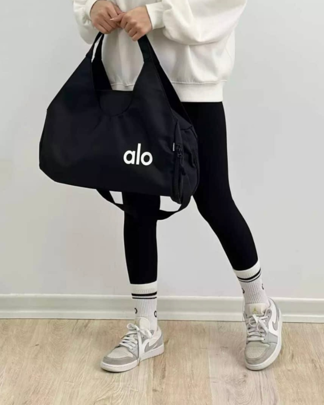 ساک ورزشی اسپرت مدل خفاشی جا کفشی دار کد 0355