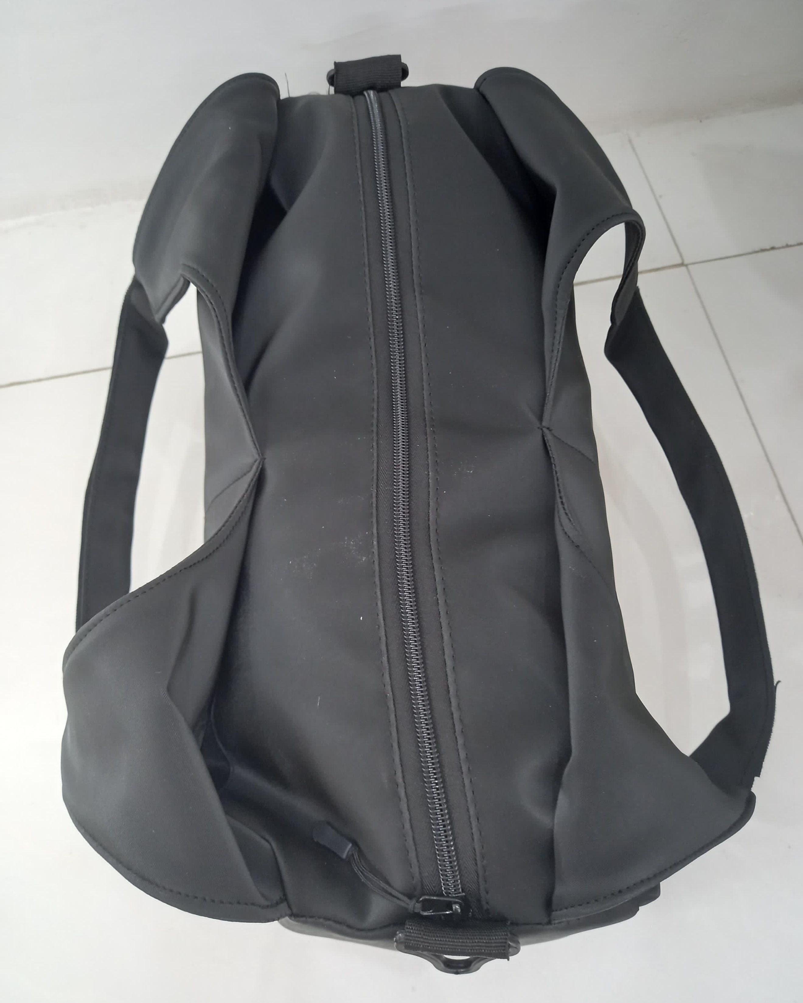 ساک ورزشی اسپرت مدل خفاشی جا کفشی دار کد 0355